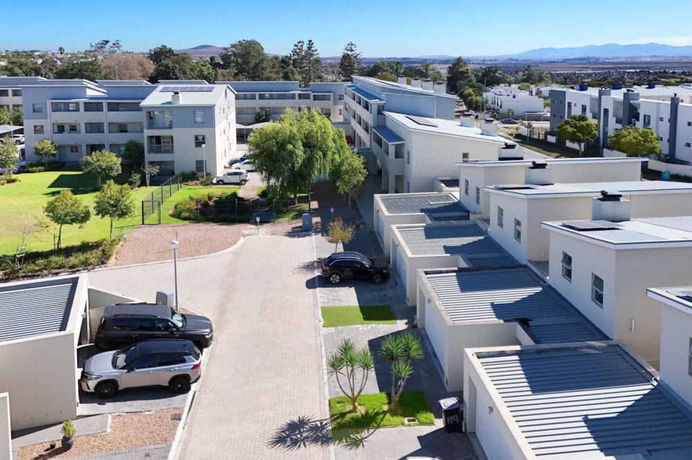2-bedroom apartment for sale in Langeberg Ridge - R1,950,000