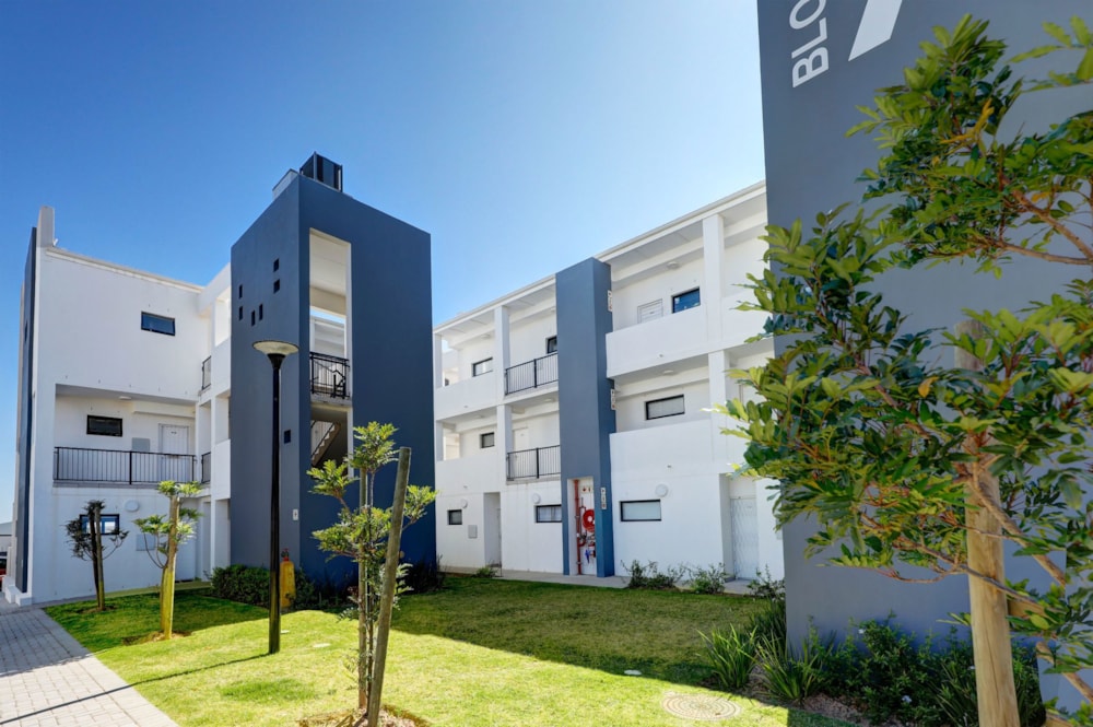 2-bedroom apartment for sale in Langeberg Ridge - R2,150,000