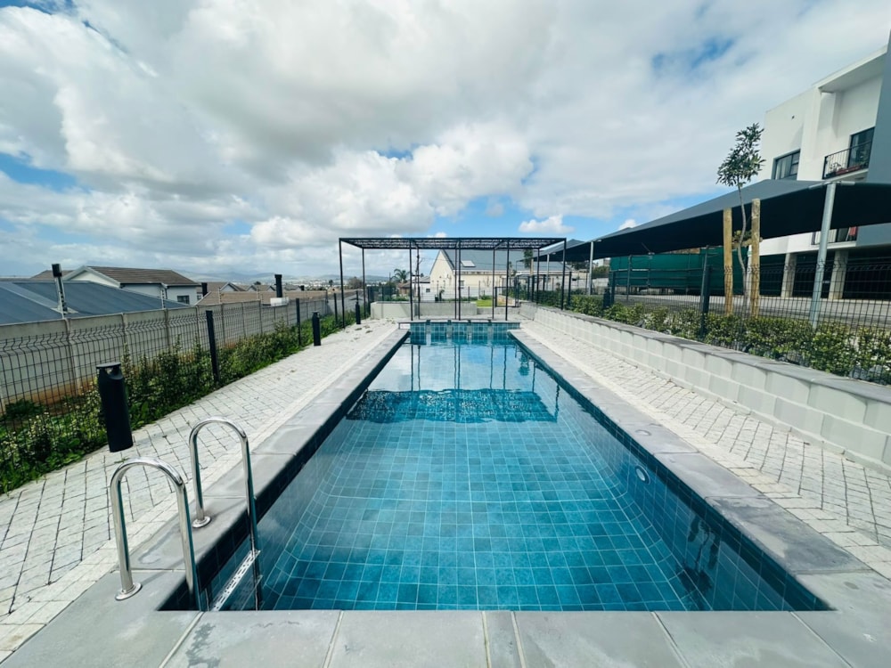 2-bedroom apartment for sale in Langeberg Ridge - R2,150,000